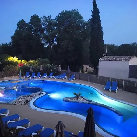 3 Etoiles - Piscine - Eeebci Parque de Campismo Roquebrune-sur-Argens